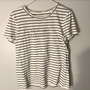Women’s Banana Republic T-shirt